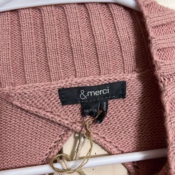 NWT &Merci En Merci size medium pink sweater opening in back - Picture 3 of 5